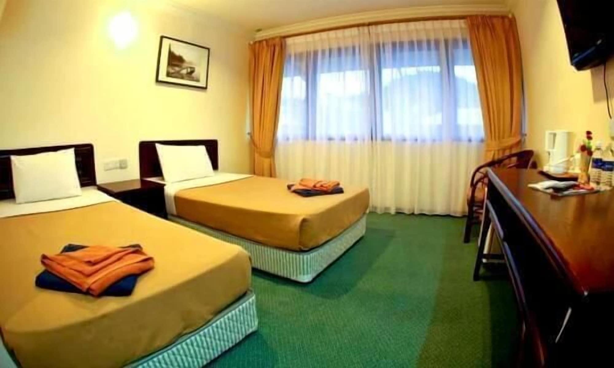 Pangkor Sandy Beach Resort Kampong Pasir Bogak Bagian luar foto
