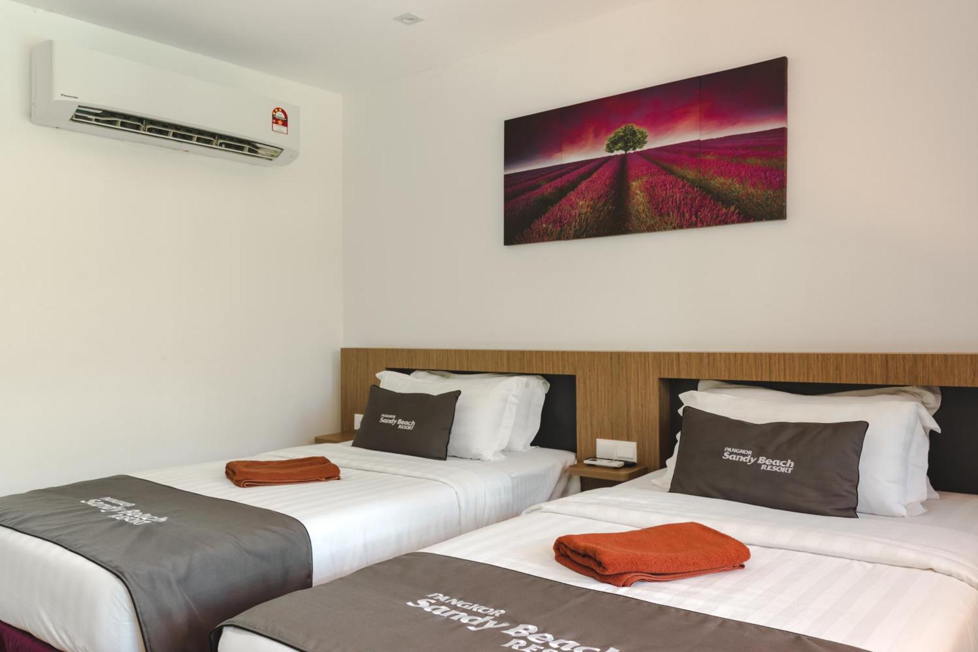 Pangkor Sandy Beach Resort Kampong Pasir Bogak Bagian luar foto
