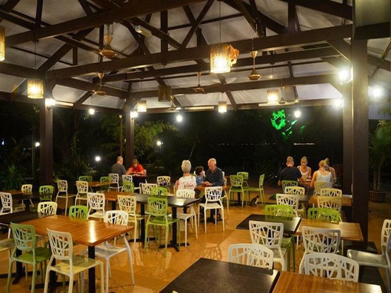 Pangkor Sandy Beach Resort Kampong Pasir Bogak Bagian luar foto